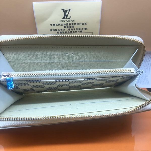 LVコピーウォレット側面デザイン